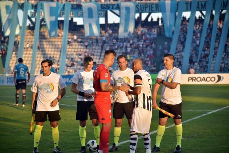 El árbitro más solidario del fútbol argentino