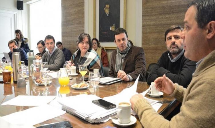 Pavimentación de 124 cuadras de la ciudad 