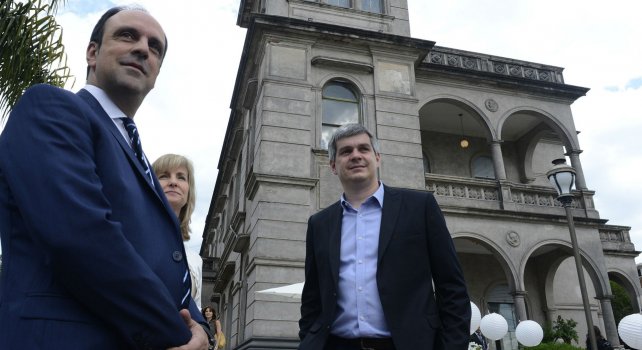 Marcos Peña visita obras del Plan Nacional de Hábitat