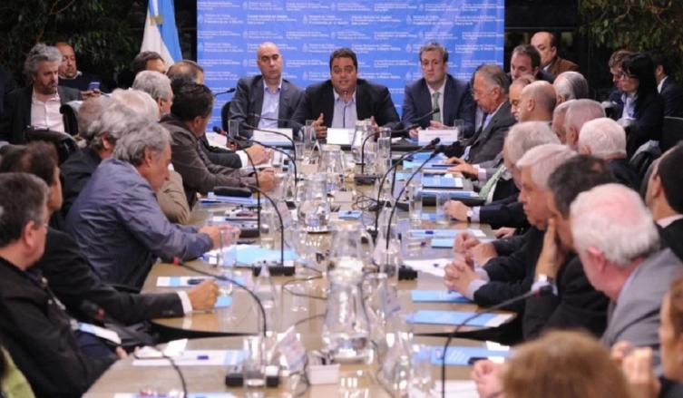 La primera reunión para negociar el nuevo salario mínimo será el próximo miércoles