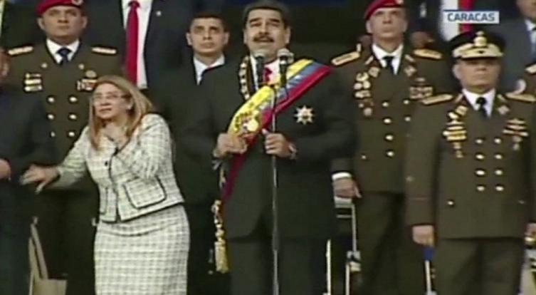 Maduro denunció un atentado para asesinarlo y apuntó contra Santos