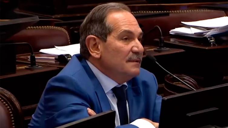 Alperovich votará en contra del aborto legal y el rechazo se hace irreversible