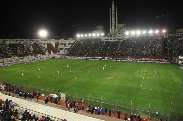 En la mira: la Superliga, golpeada por los vicios de siempre