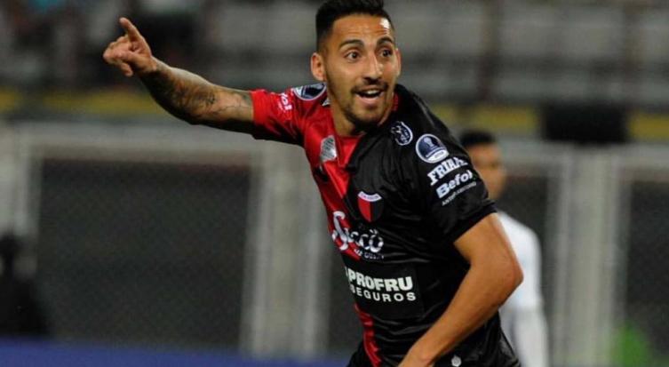 Javier Correa: 