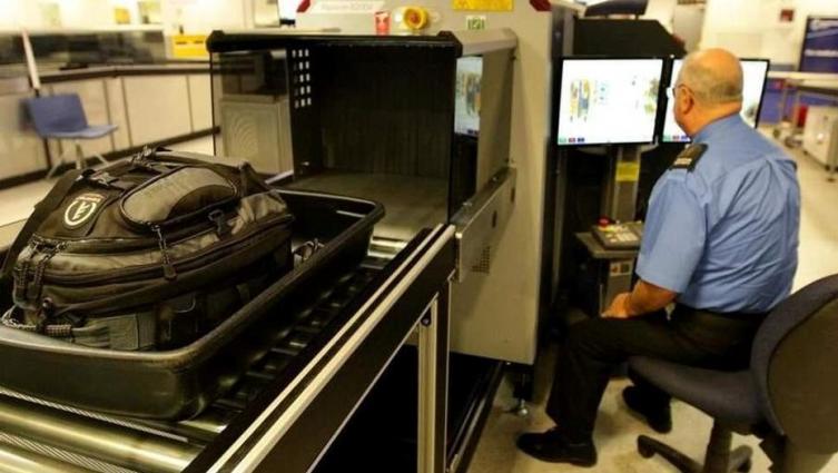 Revelan un inusual uso para el wifi: detectar armas de fuego y explosivos