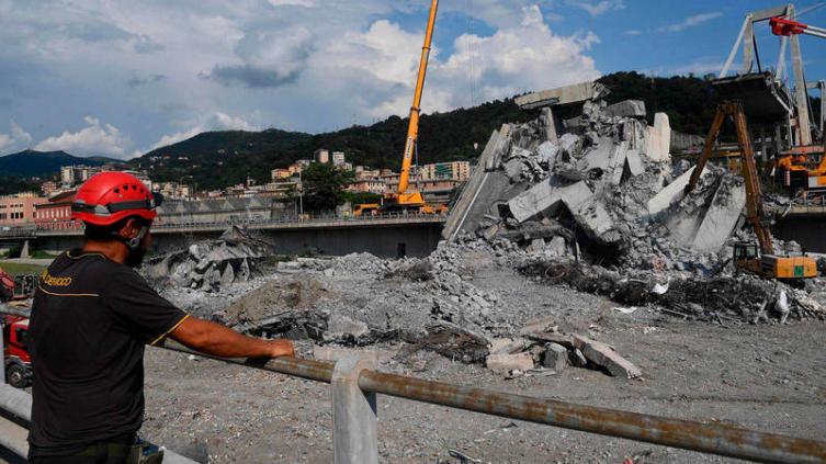 Ascienden a 41 las víctimas del derrumbe del puente en Génova