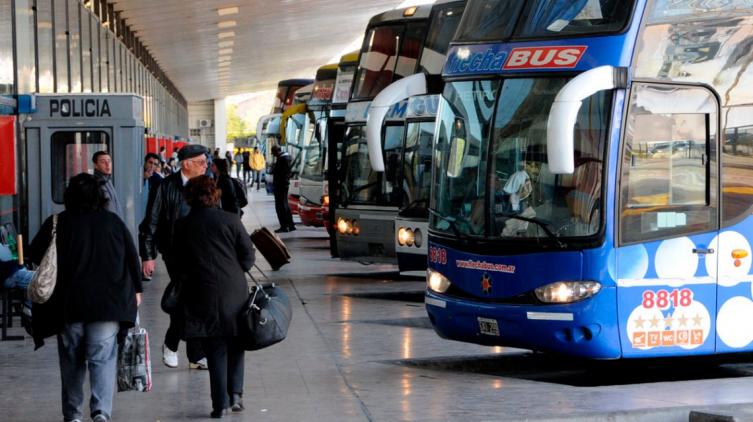 Empresarios de ómnibus rechazan la aplicación de tarifas 