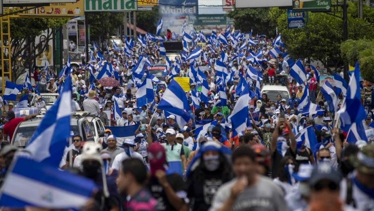 Masivas marchas vuelven a desafiar el poder de Ortega en Nicaragua