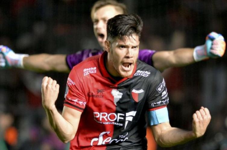 Colón enfrenta a Tigre
