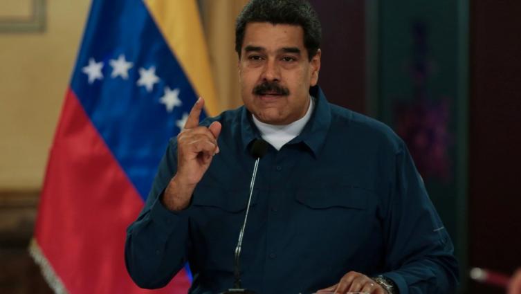 Maduro amenaza a empresarios por las críticas a su plan económico