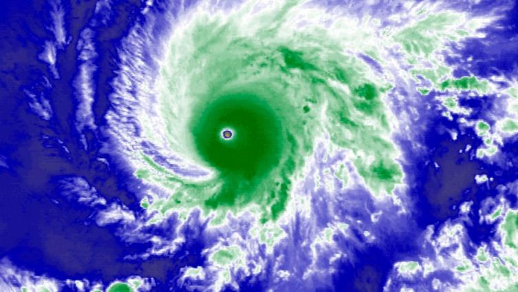 Preocupación en Hawaii por el huracán Lane