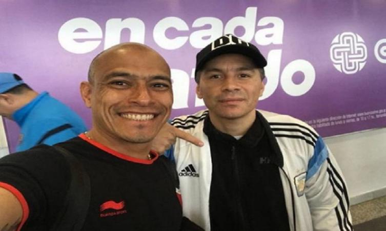 Clemente casi pierde el vuelo a Tucumán por cholulo