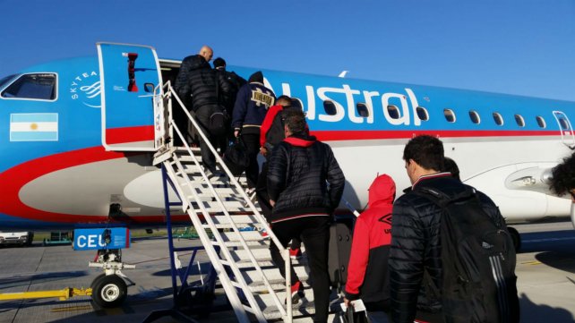 Newell's partió rumbo a Mendoza para enfrentar a Godoy Cruz