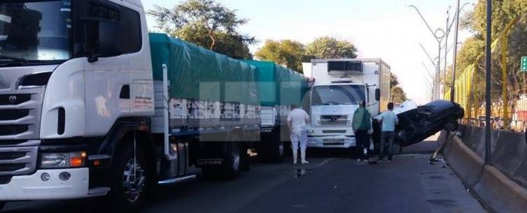 Impactante accidente en avenida Alem y Belgrano