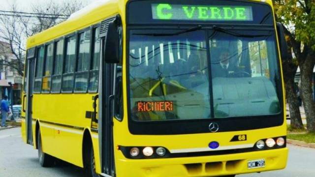Preso por abusar de una menor en un colectivo de línea