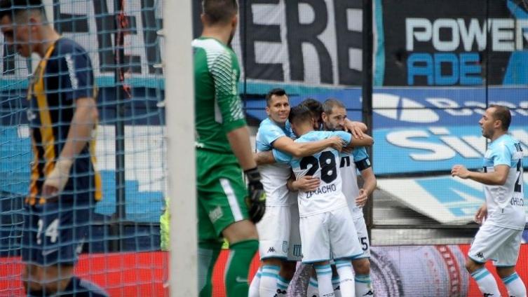 Central perdió con Racing