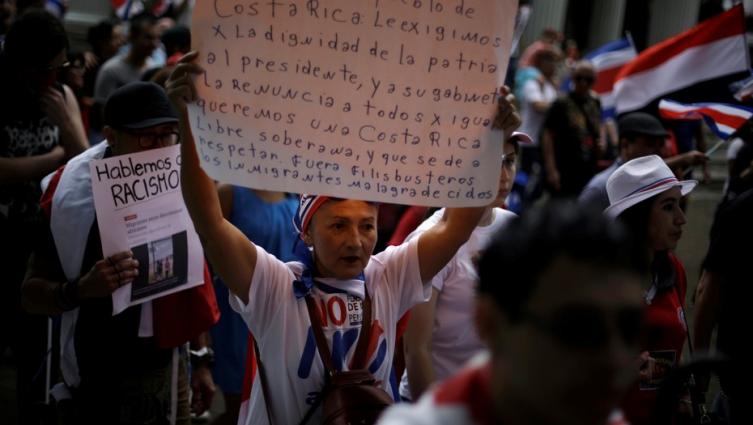 Dos civiles y un policía heridos en una marcha opositora en Nicaragua