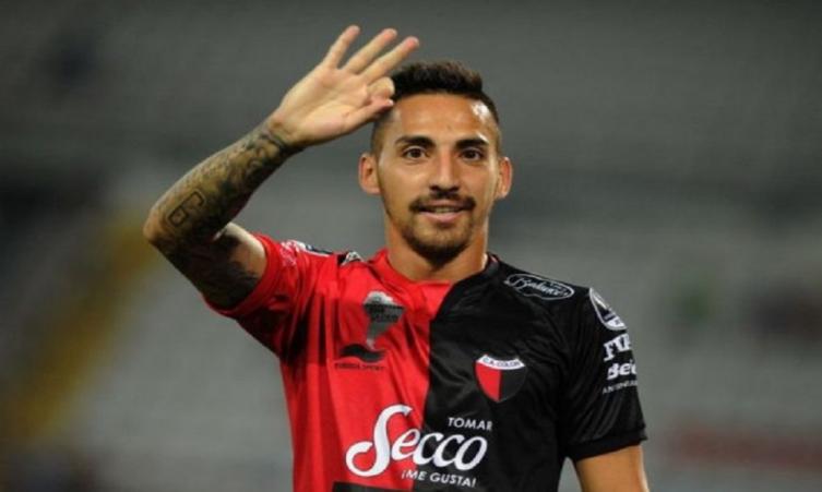 Se lesionó Javier Correa y no jugaría ante San Lorenzo