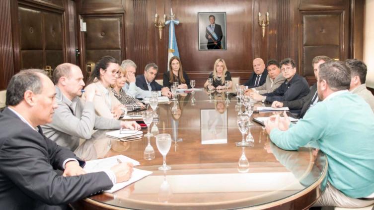 Acciones para combatir la quema de pastizales