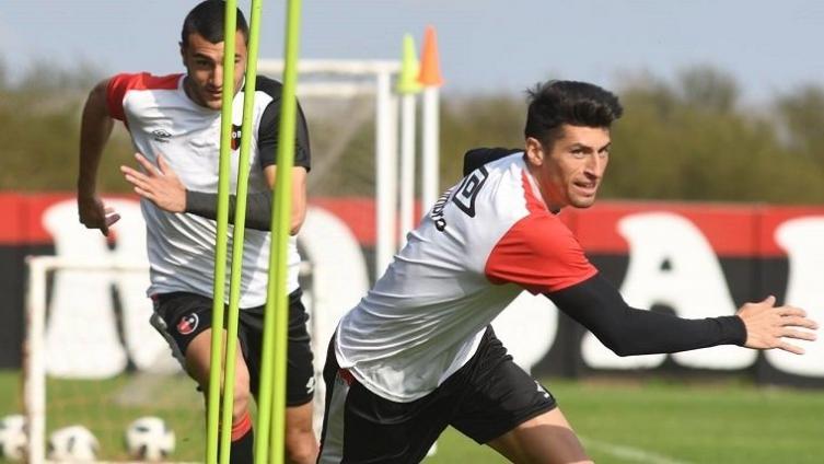 De Felippe podría repetir la formación ante Belgrano