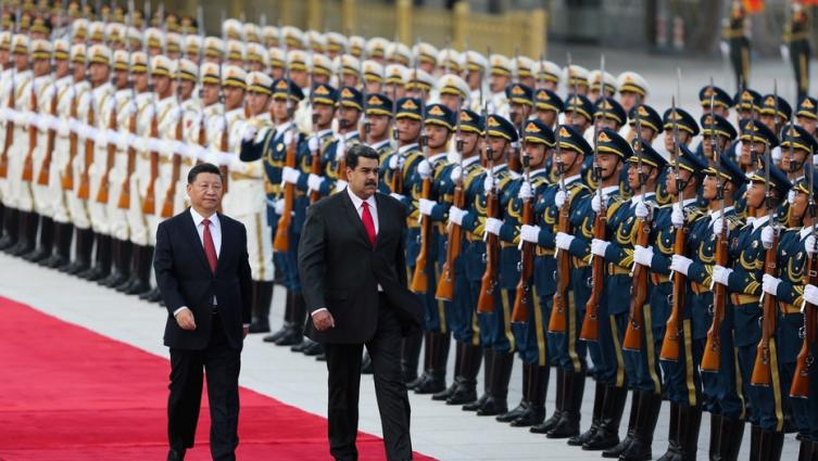 Contra las cuerdas, Maduro se entrega a China y le cede gran parte del negocio petrolero