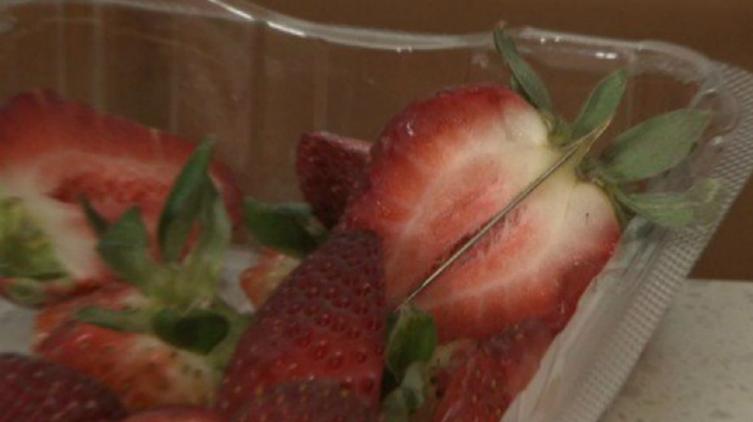 Australia: denuncian la presencia de agujas en frutillas