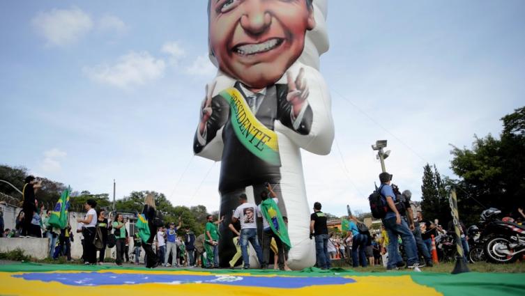 Europa observa con cautela las elecciones brasileñas y la crisis económica argentina