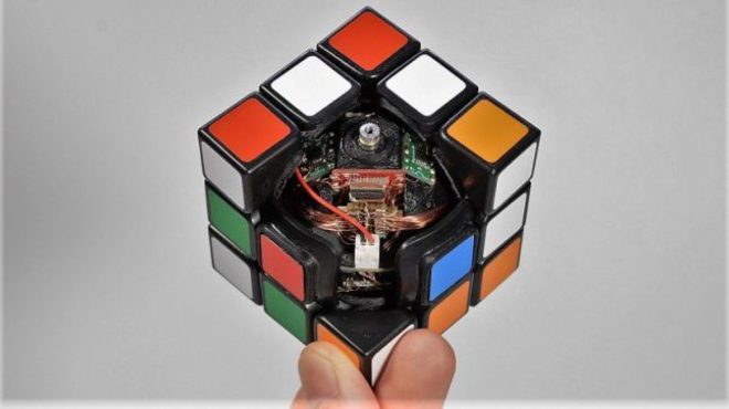 El cubo de Rubik que se resuelve solo