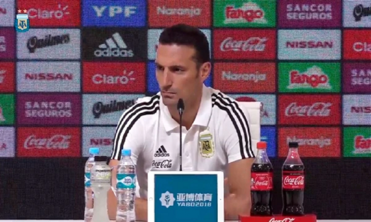 Scaloni dijo que por ahora Messi no volverá a la Selección y criticó a los jugadores que fueron al Mundial