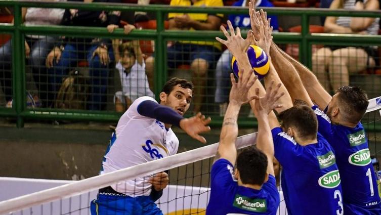 Voleibol: se jugó el primer partido de la historia de la Copa Libertadores