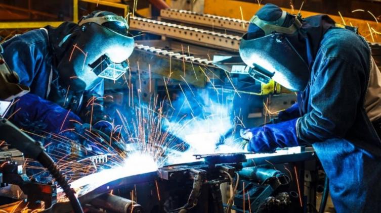 Los números rojos de la industria: los 10 sectores que se derrumbaron