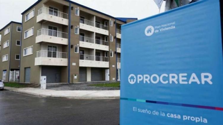 El Gobierno busca relanzar el plan Procrear, a través de Anses