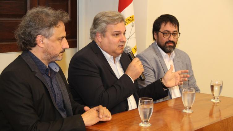 Farías presentó al nuevo director de Radio y Televisión Santafesina