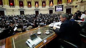 Presupuesto: Cambiemos acepta un pedido opositor para no modificar Ganancias