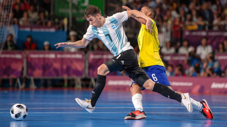 Argentina perdió ante Brasil en un vibrante clásico de futsal e irá por el bronce 