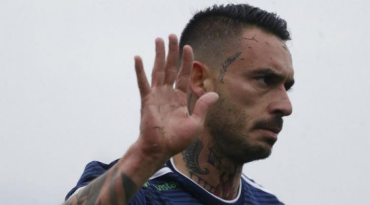 Pinilla fue muy duro con Vignatti en las redes sociales