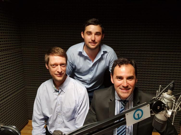 Los cirujanos en el estudio de 