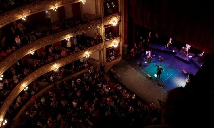 Descuentos del 50 % para entradas en espectáculos públicos   