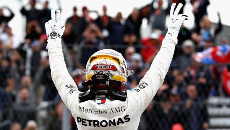 F 1: Lewis Hamilton hizo la pole y acaricia el pentacampeonato