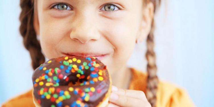 ¿Cuánta azúcar necesita el cerebro de los niños?