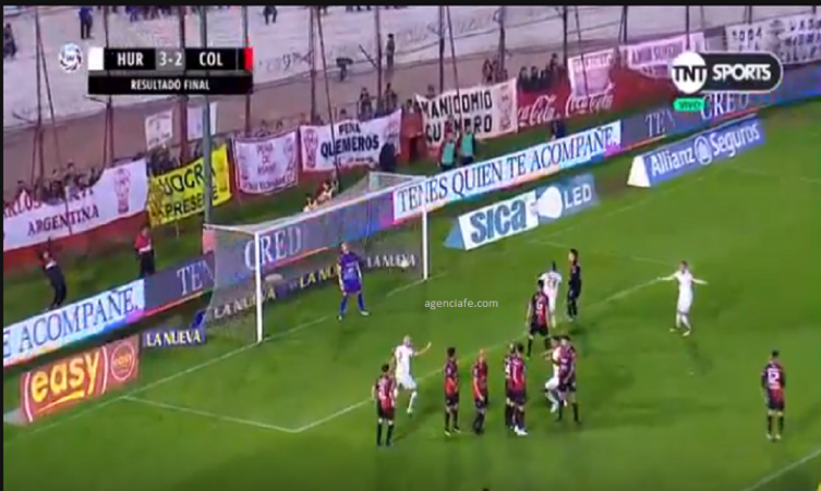 En un catastrófico segundo tiempo de Colón, Huracán con uno menos se lo dio vuelta