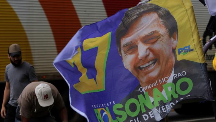 Con los últimos sondeos, Jair Bolsonaro se aleja de un triunfo “arrasador”