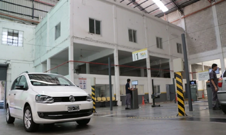 Cuánto cuesta poner el auto a punto para el verano 