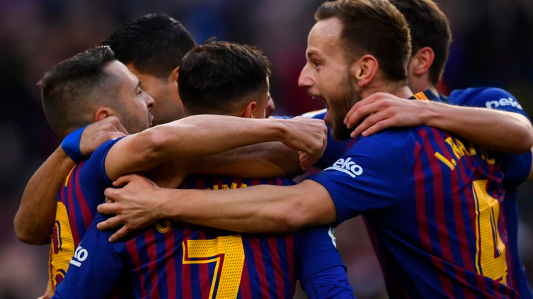 Con un triplete de Suárez, el Barcelona humilló al Real Madrid 