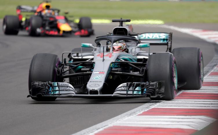 Hamilton cumplió, se coronó campeón y alcanzó a Fangio