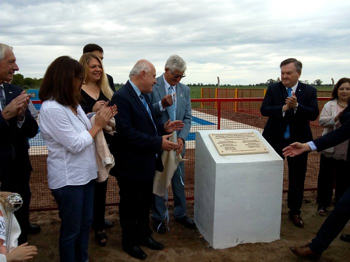 Lifschitz en Colonia 2 Rosas y La Legua