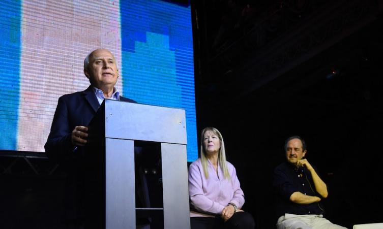 Homenaje por los 35 años de la recuperación de la democracia 