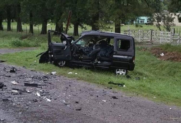 Viajaban desde Rawson para ver la superfinal y chocaron en Lobos: cuatro muertos