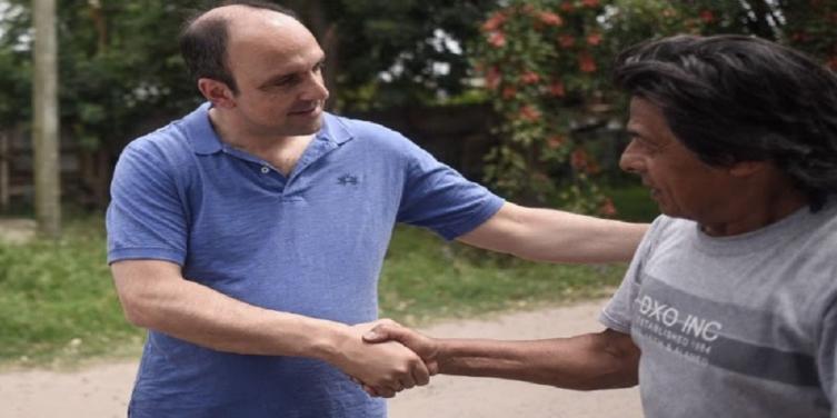 José Corral encabezó un nuevo timbreo  