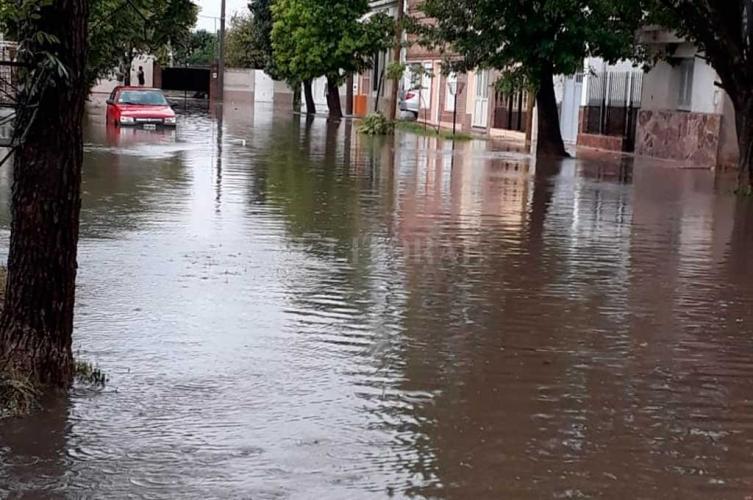 Cayeron 300 mm de agua caída en San Justo